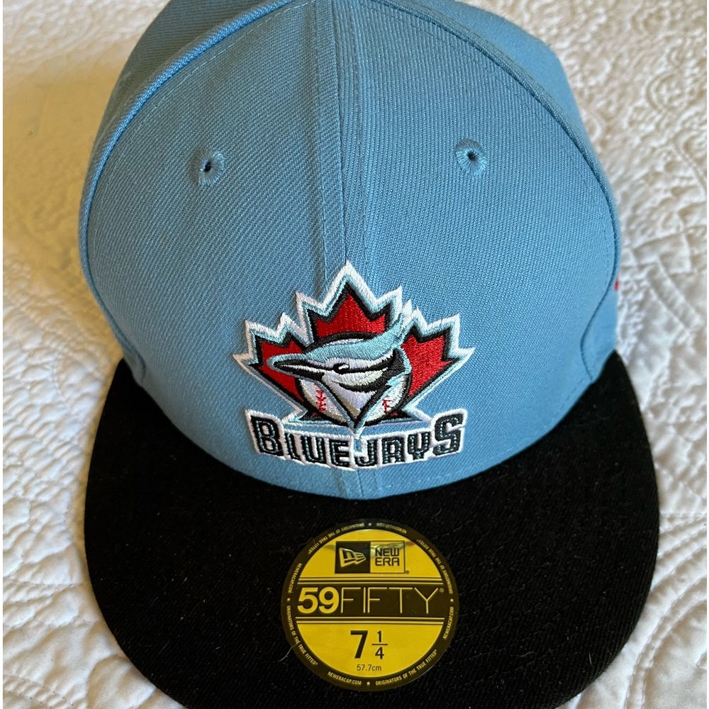 NWT Toronto Blue Jays fitted hat